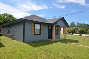 505 15th St, Honey Grove, TX 75446 - Photo 2