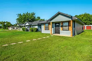 505 15th St, Honey Grove, TX 75446 - Photo 12