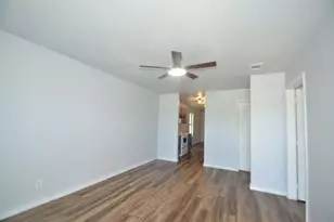 505 15th St, Honey Grove, TX 75446 - Photo 16