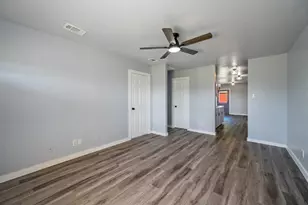 505 15th St, Honey Grove, TX 75446 - Photo 8