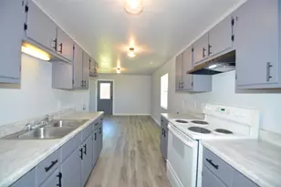 505 15th St, Honey Grove, TX 75446 - Photo 6