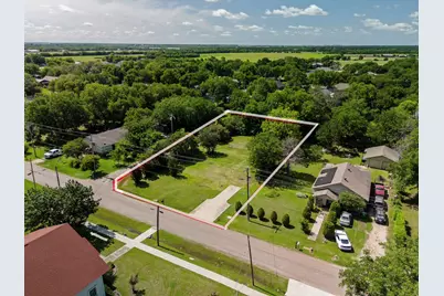 306 Gene Autry Drive, Tioga, TX 76271 - Photo 4