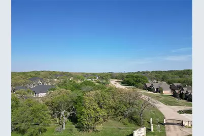 5600 Foothills Court, Cross Roads, TX 76227 - Photo 8