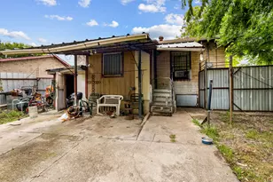 2431 Britton Dr, Dallas, TX 75216 - Photo 14