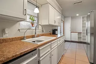 106 Wayne Dr, Sanger, TX 76266 - Photo 10