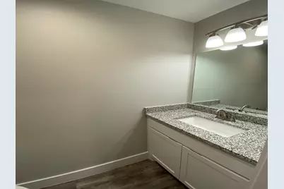 411 S Fannin Avenue #411, Denison, TX 75020 - Photo 6