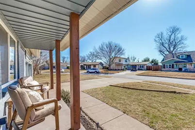 2819 Hollandale Lane, Farmers Branch, TX 75234 - Photo 4