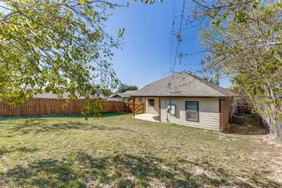 1732 Lawther Drive, River Oaks, TX 76114 - Photo 32