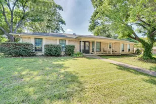 401 Westview Terrace, Midlothian, TX 76065 - Photo 2