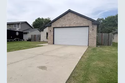 4901 Rimwood Drive, Balch Springs, TX 75180 - Photo 2