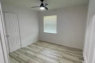 3932 Sun Valley Ct, Irving, TX 75062 - Photo 8