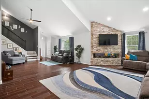 9716 Windsor Cir, Fort Worth, TX 76140 - Photo 4