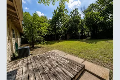 2708 Hunter Street, Fort Worth, TX 76112 - Photo 8