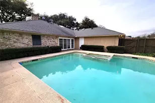 6821 Ledyard Dr, Dallas, TX 75248 - Photo 16