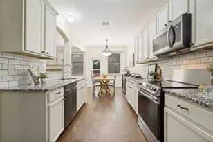 1000 Goldeneye Dr, Aubrey, TX 76227 - Photo 8