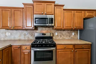 1233 Logan Dr, Lewisville, TX 75077 - Photo 8