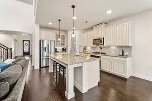 216 Village Creek Dr, McKinney, TX 75071 - Photo 10