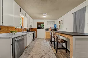 209 N Goddard St, Mart, TX 76664 - Photo 8