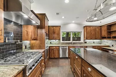 9206 Club Glen Drive, Dallas, TX 75243 - Photo 14