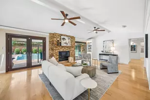 101 E Northgate Dr, Irving, TX 75062 - Photo 10