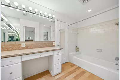 101 E Northgate Drive, Irving, TX 75062 - Photo 24