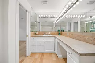 101 E Northgate Dr, Irving, TX 75062 - Photo 22