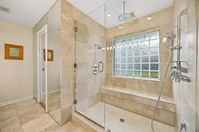101 E Northgate Drive, Irving, TX 75062 - Photo 18