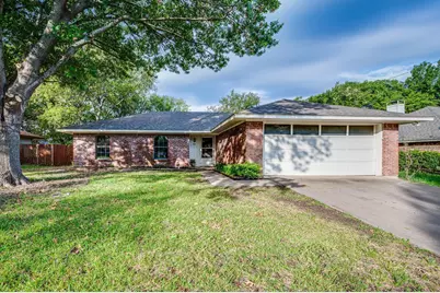 1321 Meadow Court, Midlothian, TX 76065 - Photo 1