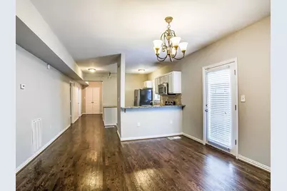 407 S Windomere Avenue #B, Dallas, TX 75208 - Photo 2