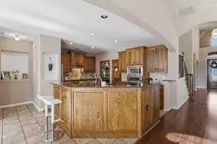 2018 Spring Creek Dr, Midlothian, TX 76065 - Photo 18