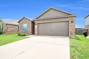 139 Alamo Way, Venus, TX 76084 - Photo 2