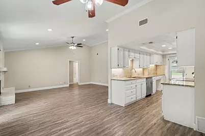 2701 Whitehurst Drive, Fort Worth, TX 76133 - Photo 10