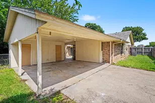 2701 Whitehurst Dr, Fort Worth, TX 76133 - Photo 32