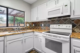 1917 E Collins Blvd, Richardson, TX 75081 - Photo 16