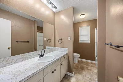 514 N Avenue W, Clifton, TX 76634 - Photo 16