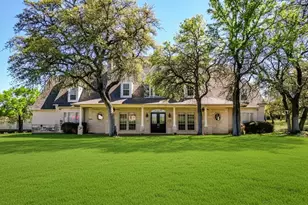 166 E Rio Ridge, Azle, TX 76020 - Photo 2