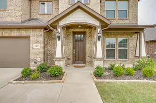 2857 Greenridge Dr, Burleson, TX 76028 - Photo 2