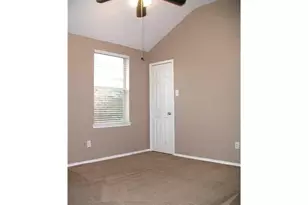 909 Starling Ln, Aubrey, TX 76227 - Photo 8