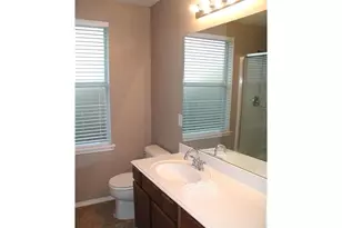 909 Starling Ln, Aubrey, TX 76227 - Photo 10