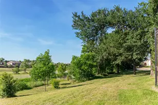 1377 Riley Dr, Carrollton, TX 75007 - Photo 34