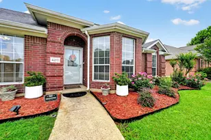 4210 Pointe Loma Dr, Rowlett, TX 75088 - Photo 2