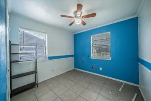 14910 Marsha Dr, Balch Springs, TX 75180 - Photo 12
