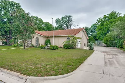849 Wheelwood Drive, Hurst, TX 76053 - Photo 2