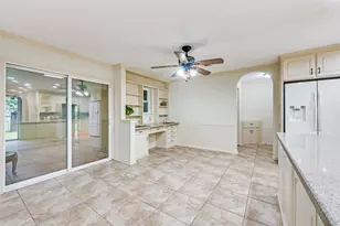 849 Wheelwood Dr, Hurst, TX 76053 - Photo 10