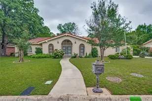 849 Wheelwood Dr, Hurst, TX 76053 - Photo 1