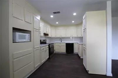 106 Austin Street, Alvarado, TX 76009 - Photo 8
