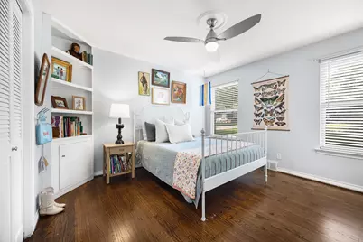 10405 Lake Gardens Drive, Dallas, TX 75218 - Photo 16