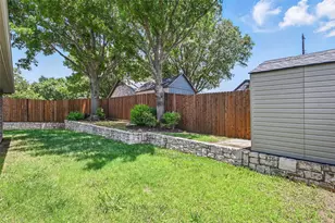 931 White Marlin Dr, Burleson, TX 76028 - Photo 34