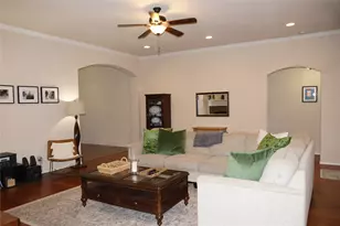 931 White Marlin Dr, Burleson, TX 76028 - Photo 6