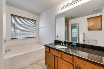 10505 Braewood Drive, Fort Worth, TX 76131 - Photo 16